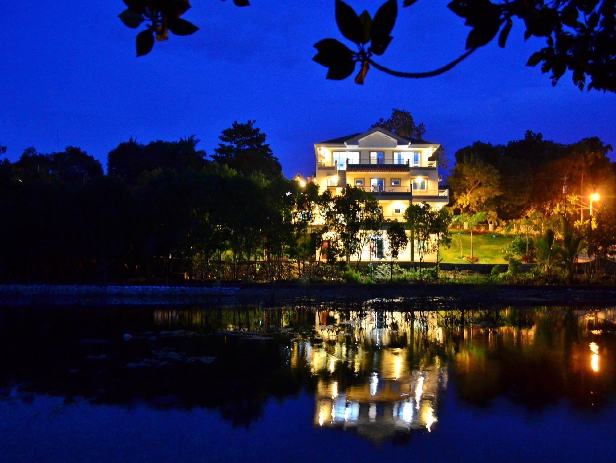 Villa De Sierra Vista Bay And Mountain View Inn Puerto Princesa Exterior photo